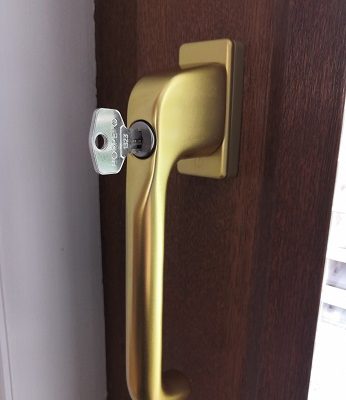 Tilt and slide upvc door handles
