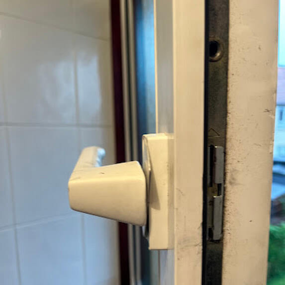 uPVC Window Handles and Mechanisms Pentland Locksmiths